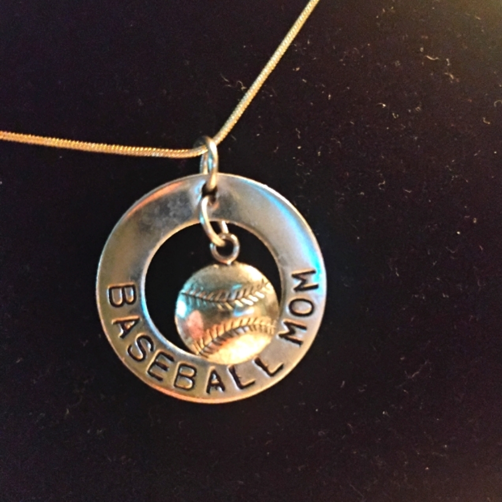 ♥️Awesome Baseball Mom Necklace 💖